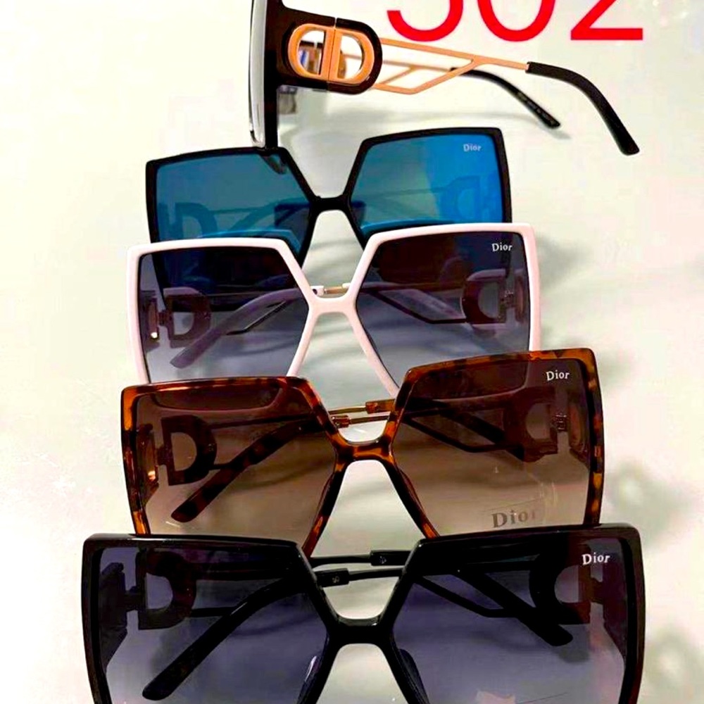 COPY - CD  30MONTAIGNE SUNGLASSES - Picture 5 of 6